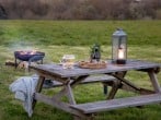 Picnic bench